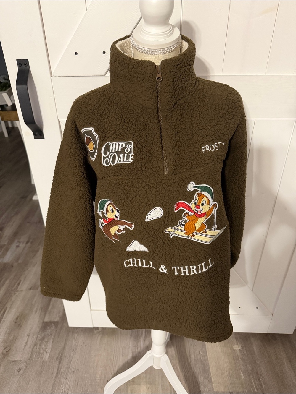 Women’s Chip and Dale pullover